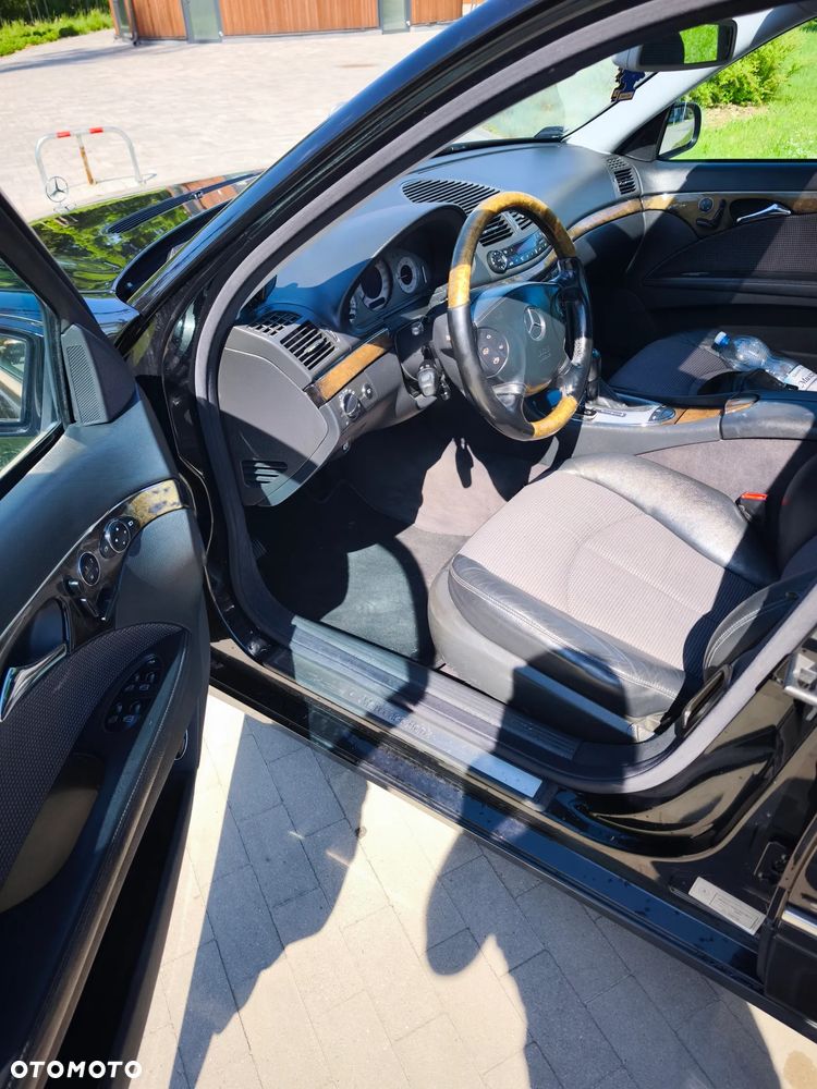 Mercedes-Benz Klasa E 320 CDI T Avantgarde - 14
