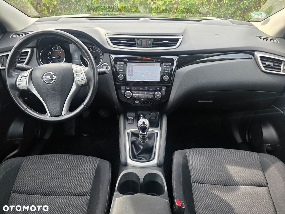 Nissan Qashqai 1.6 DIG-T Tekna - 8