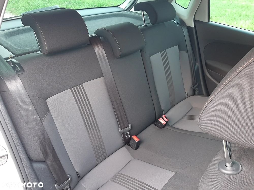 Volkswagen Polo 1.2 TSI Blue Motion Technology Allstar - 21