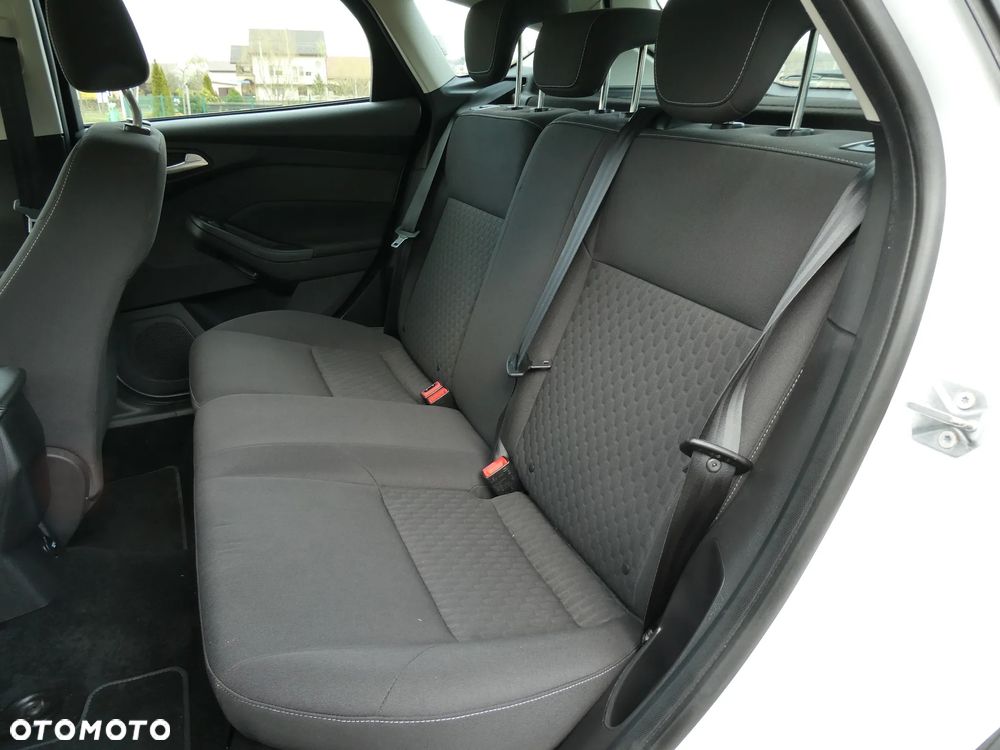 Ford Focus 1.6 EcoBoost Start-Stopp-System SYNC Edition - 25