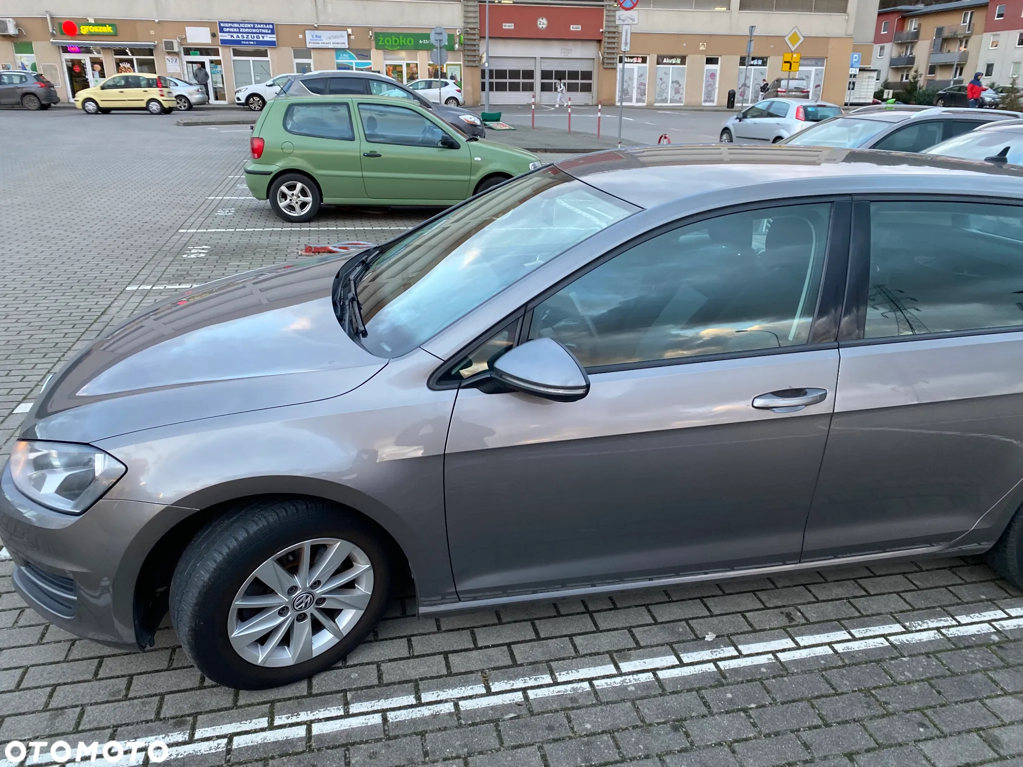 Volkswagen Golf VI 1.2 TSI BlueMot Comfortline - 15