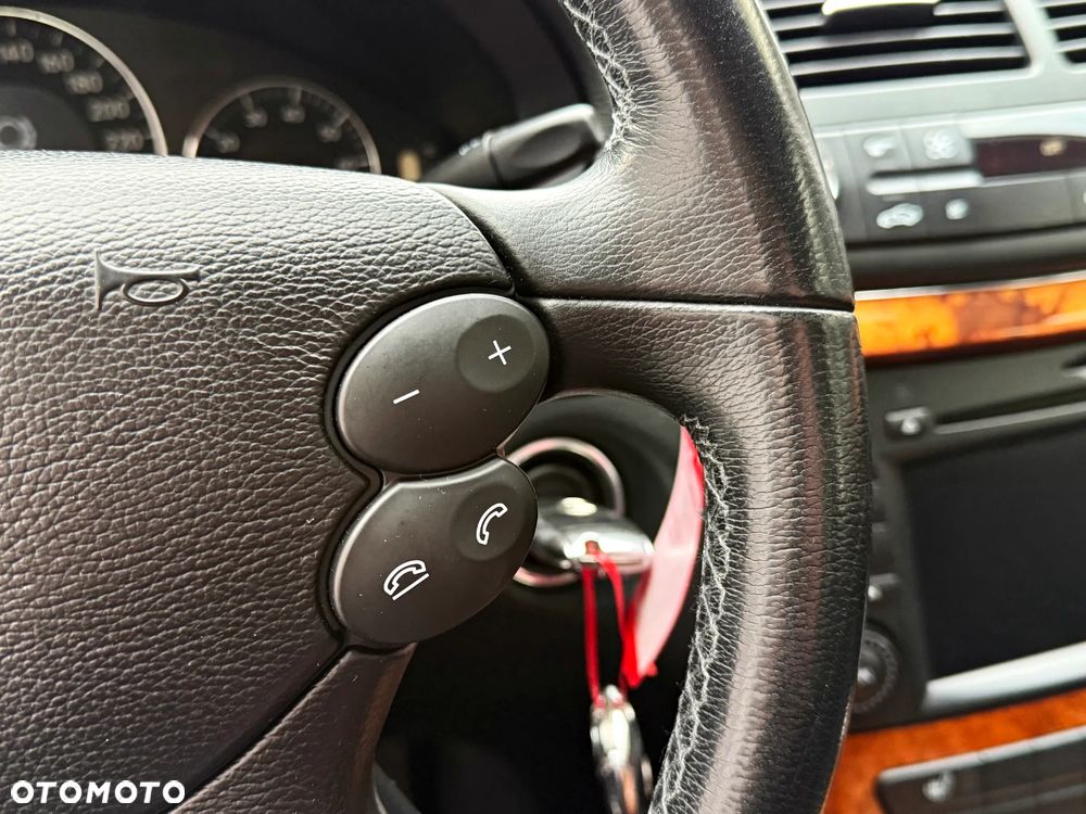 Mercedes-Benz Klasa E - 20