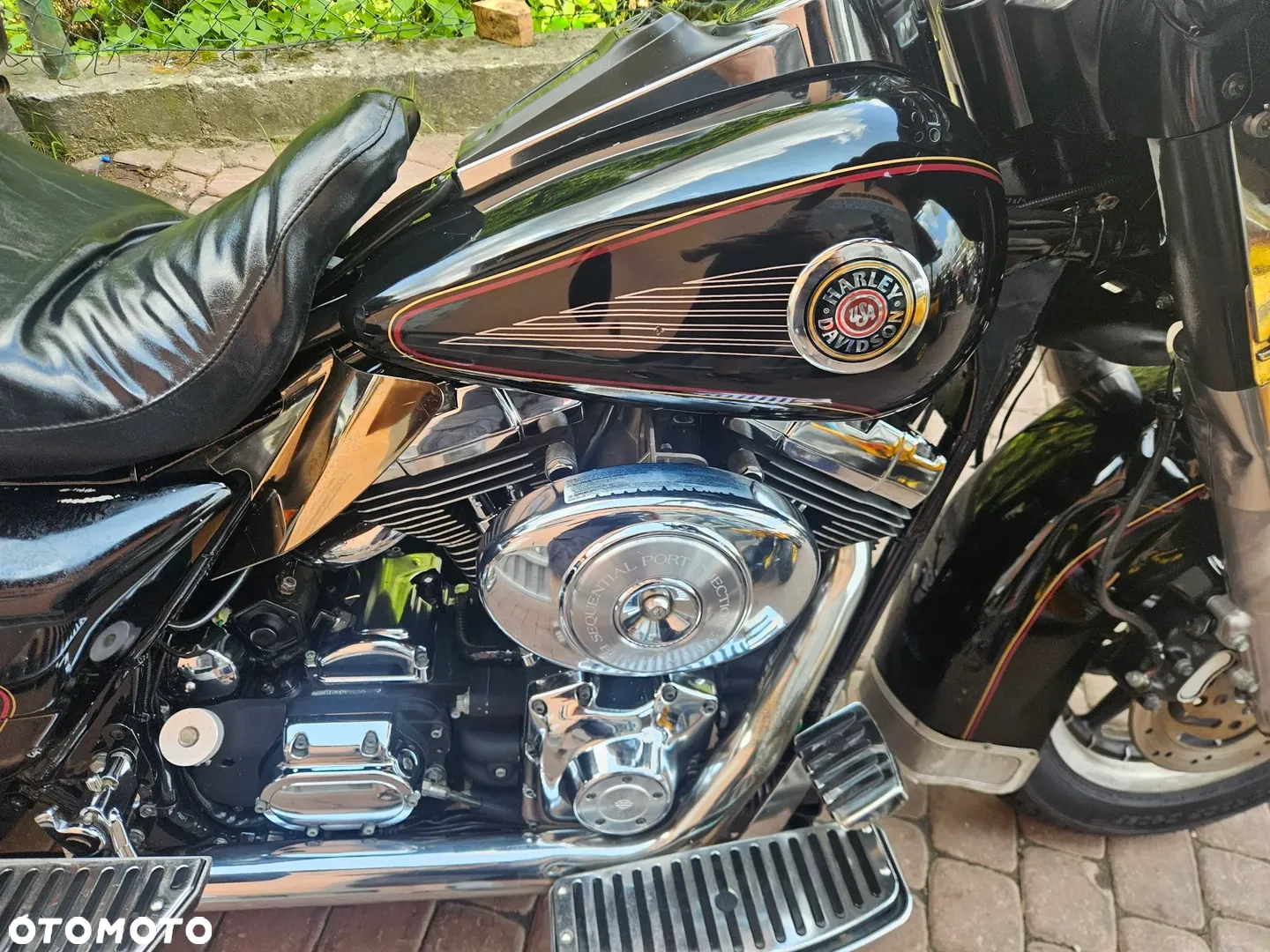 Harley-Davidson FLH Electra Glide - 10