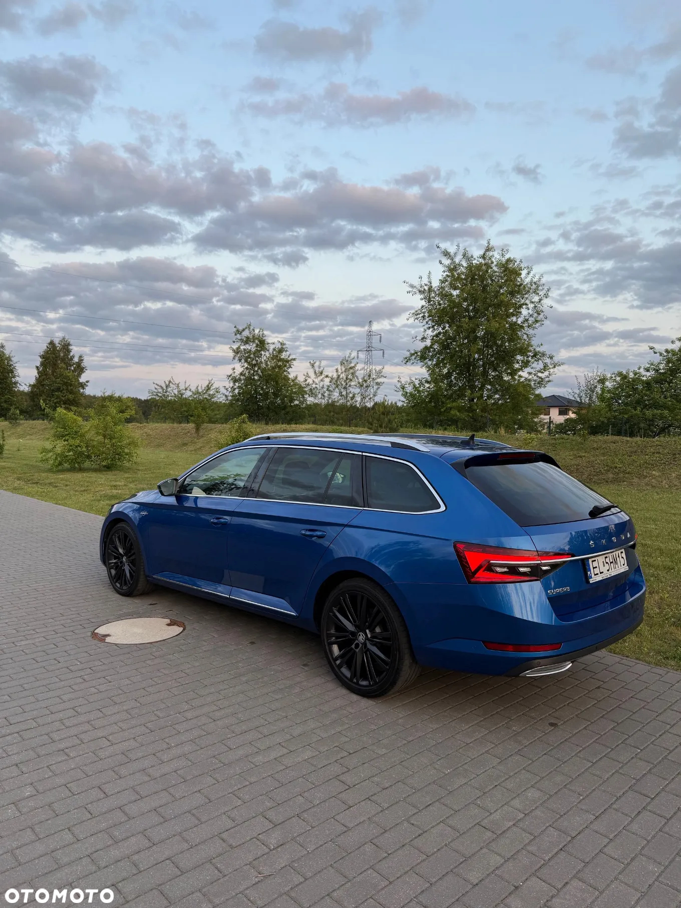Skoda Superb 2.0 TDI SCR L&K DSG - 3