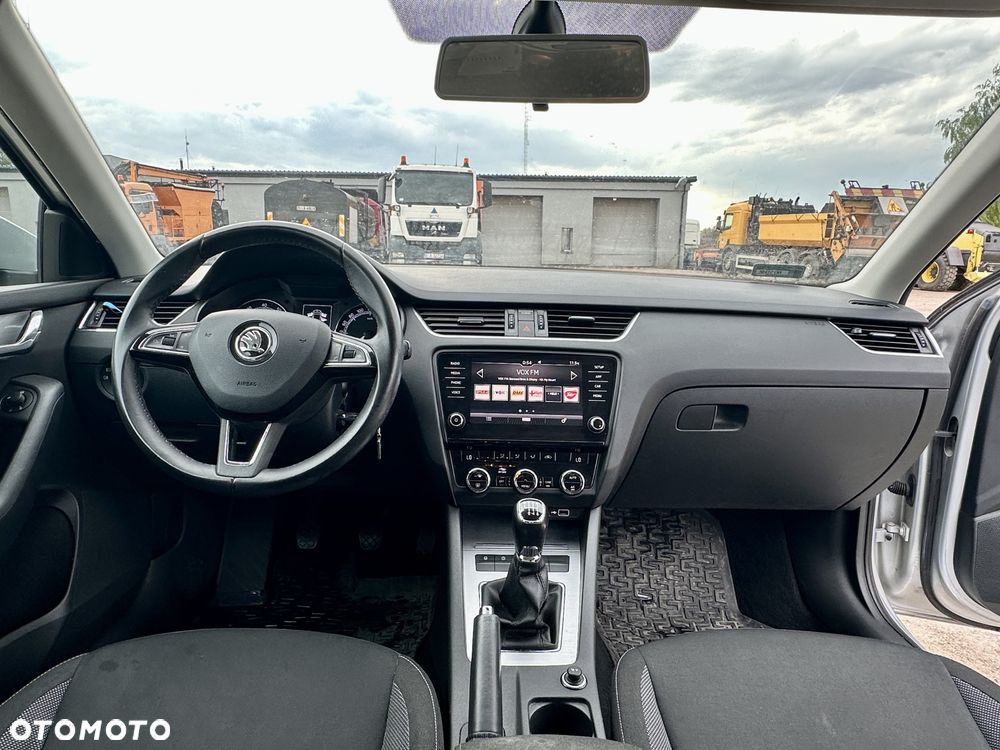 Skoda Octavia 1.4 TSI Ambition - 12