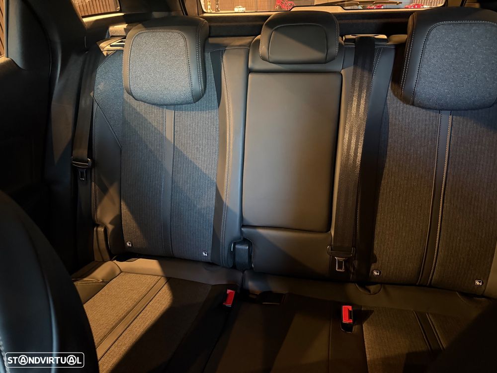 Peugeot 3008 1.6 BlueHDi GT Line EAT6 - 43