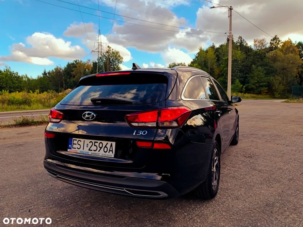 Hyundai i30 1.5 T-GDI 48V Smart DCT - 2