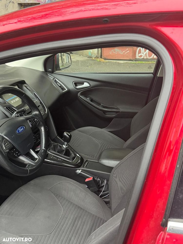 Ford Focus 1.5 EcoBoost Trend - 13