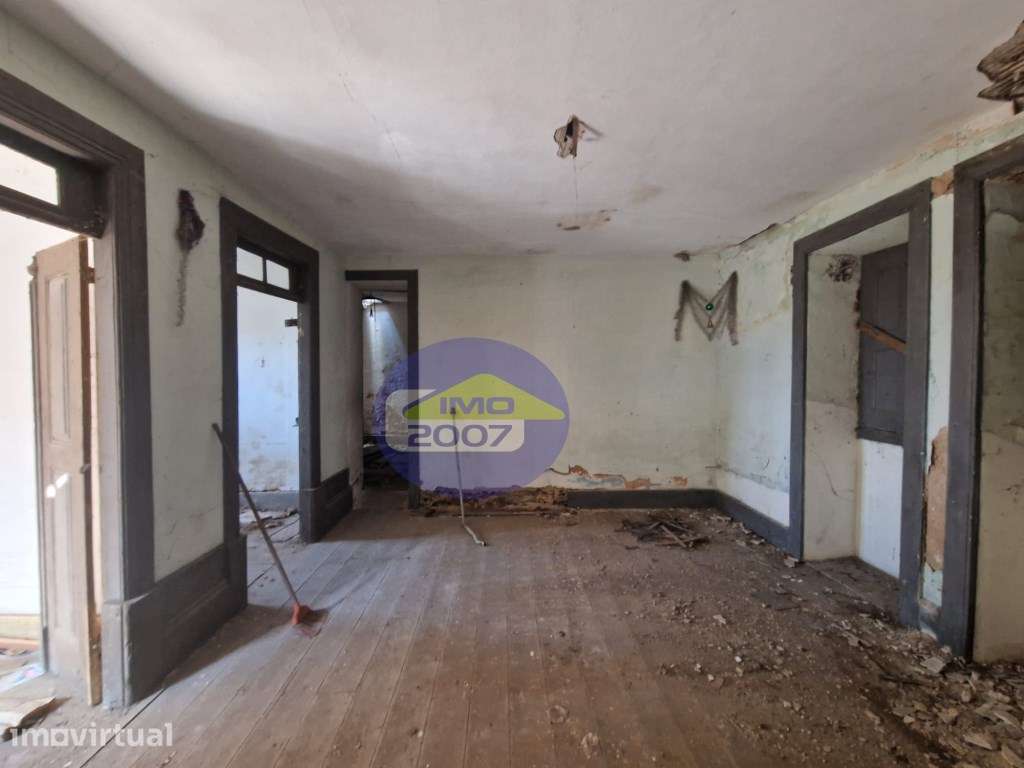 Moradia para Restauro em Esmoriz - Grande imagem: 5/9