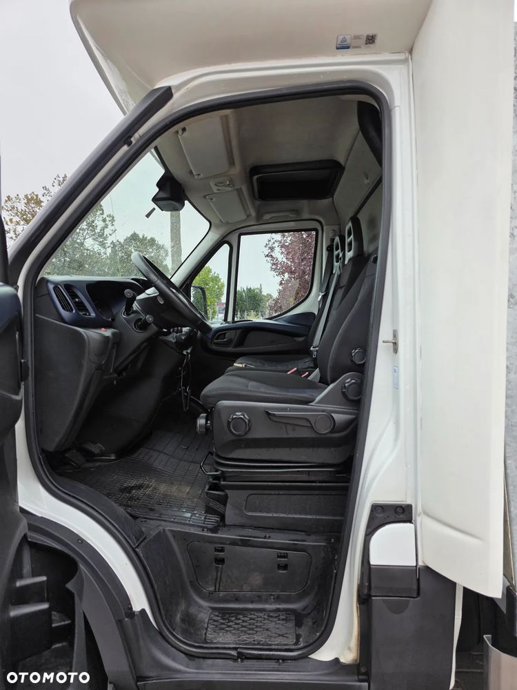 Iveco Daily - 12