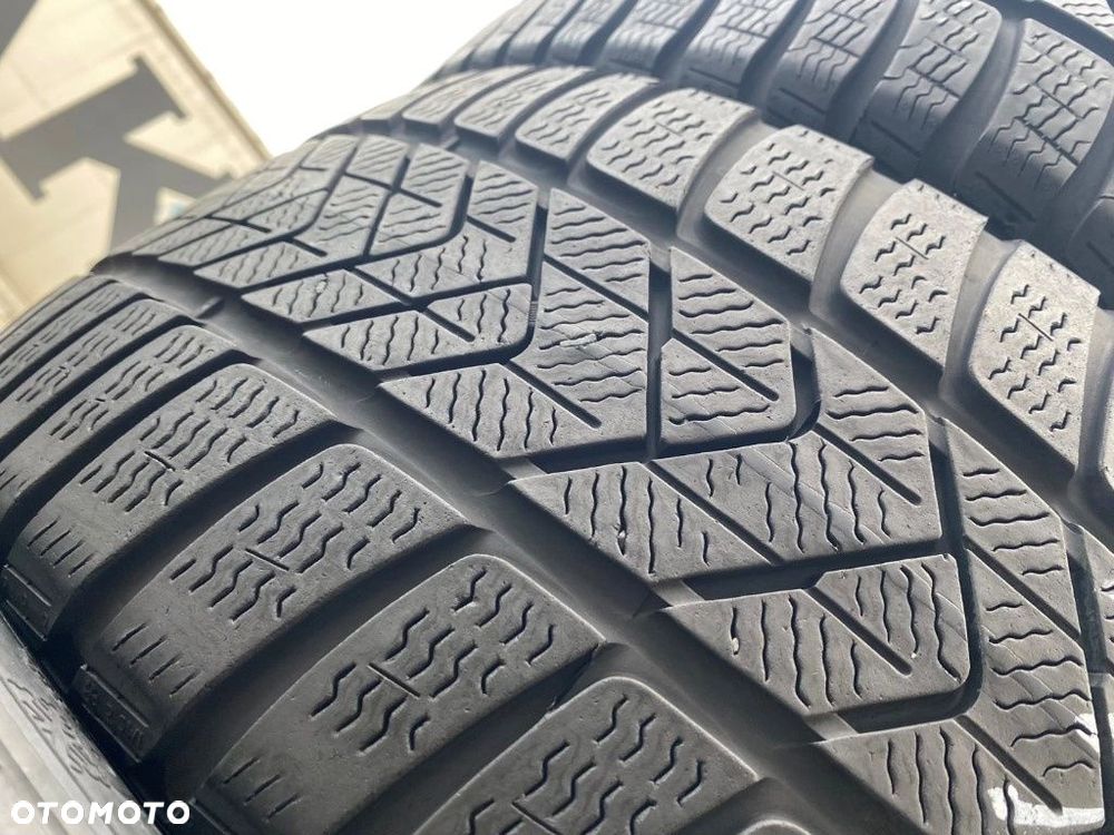 235/35r20 Pirelli SottoZero 3_5,5mm_2szt_(30) - 4