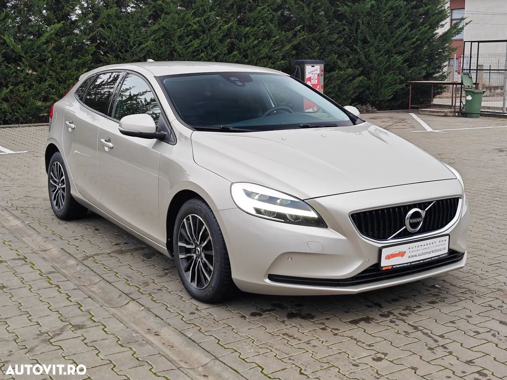 Volvo V40 D2 Geartronic Linje Svart - 2