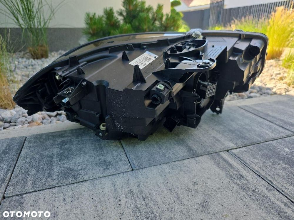 BMW 1 F40 Lampa lewa przód Full Led 6311-9482807-10 Srebna - 9