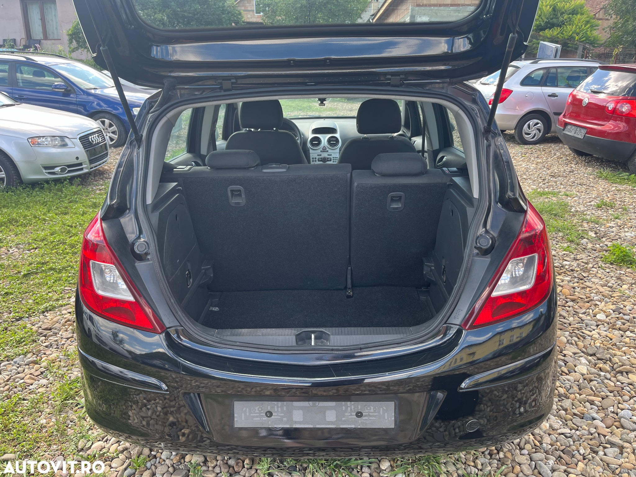 Opel Corsa 1.2i Enjoy - 13