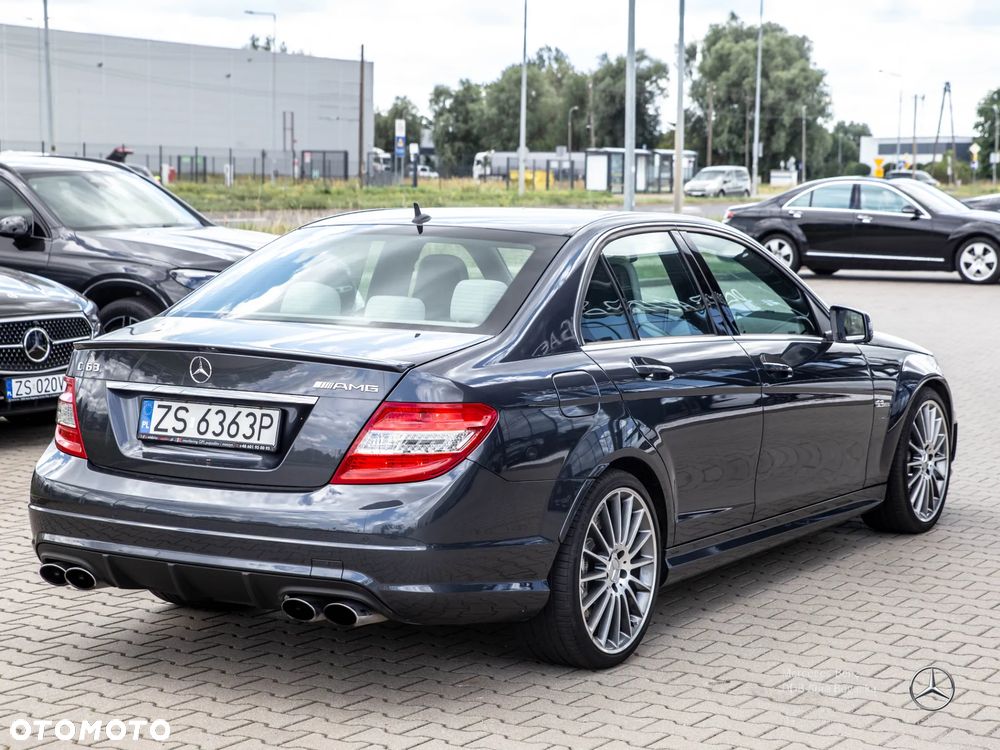 Mercedes-Benz Klasa C - 21