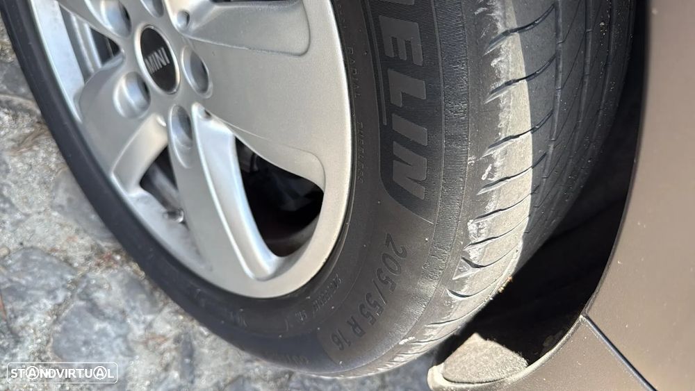 MINI Clubman One D - 10