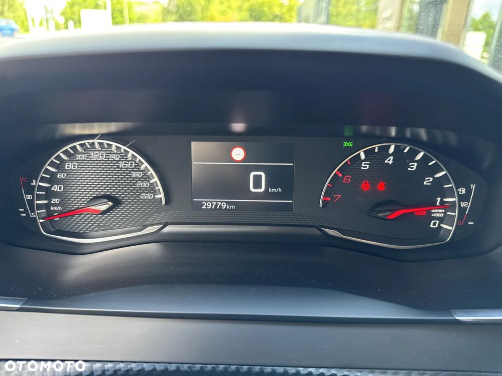 Peugeot 208 1.2 PureTech Active Pack S&S - 17