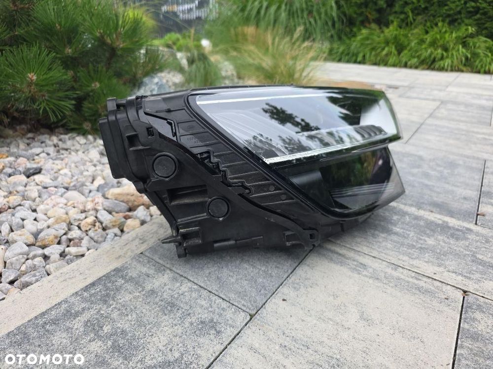 AUDI Q8 SQ8 4M8 Lampa prawa przód Full Led Matrix HD 4M8941036 2022 - 4