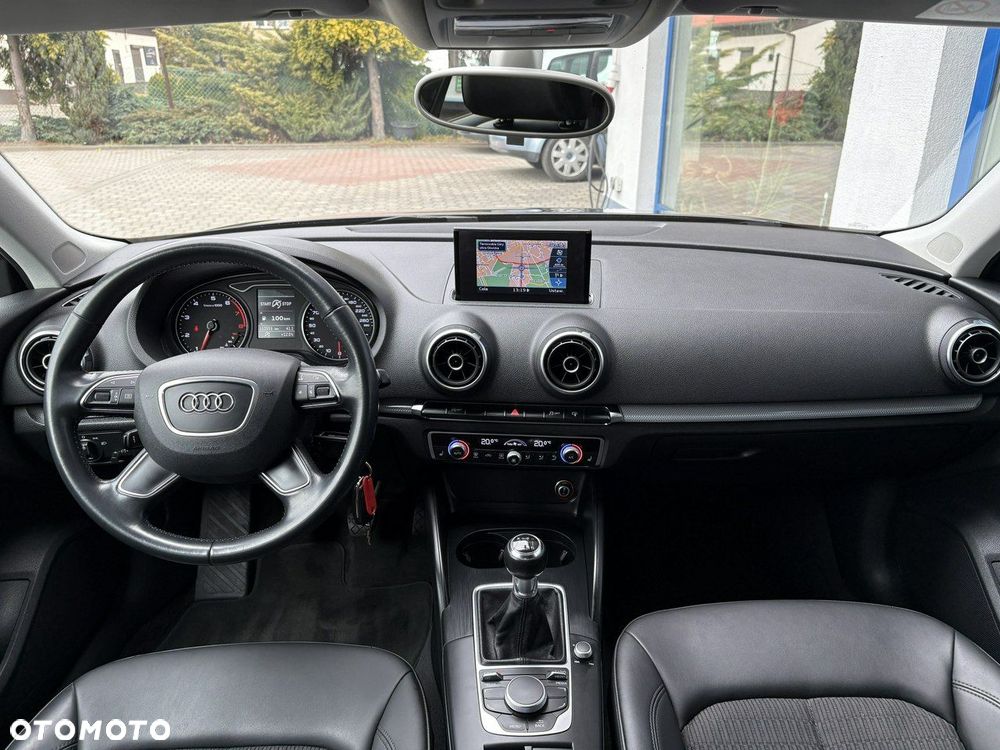 Audi A3 Sportback - 12