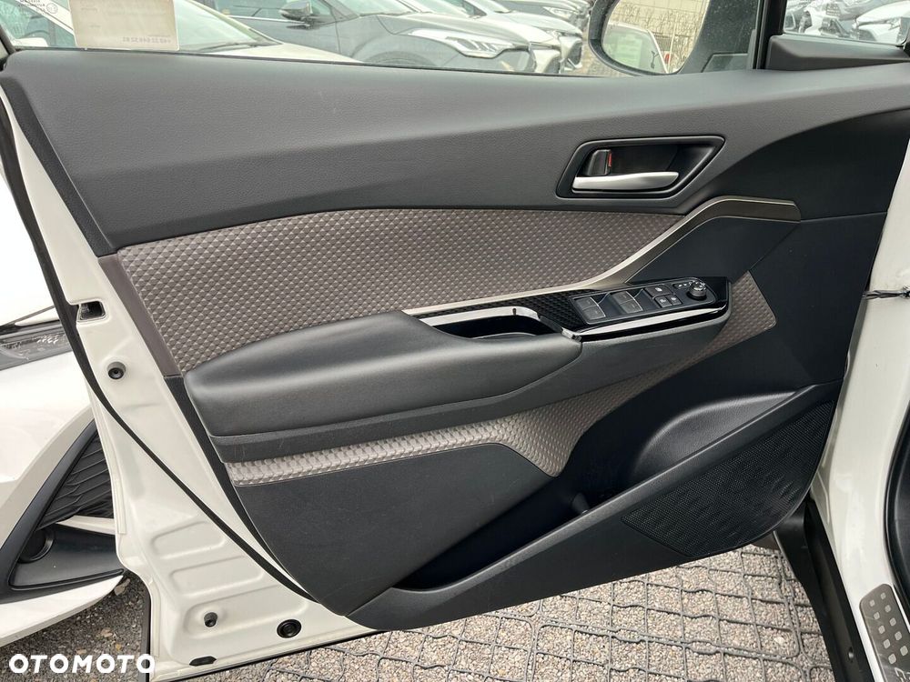 Toyota C-HR 1.8 Hybrid Executive - 21