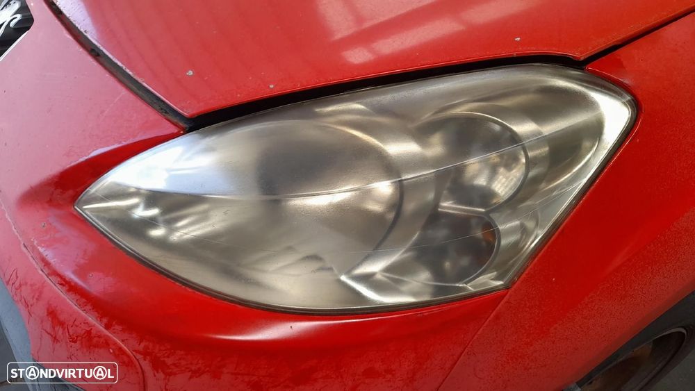 Ótica / farol esquerda PEUGEOT Partner II - 2