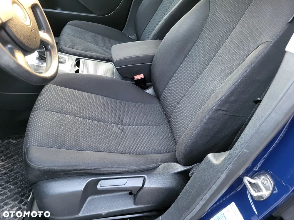Volkswagen Passat 2.0 TDI Comfortline DSG - 10