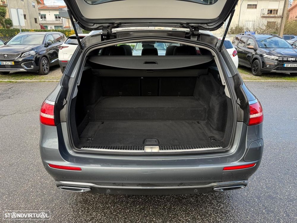 Mercedes-Benz E 300 de Avantgarde - 13