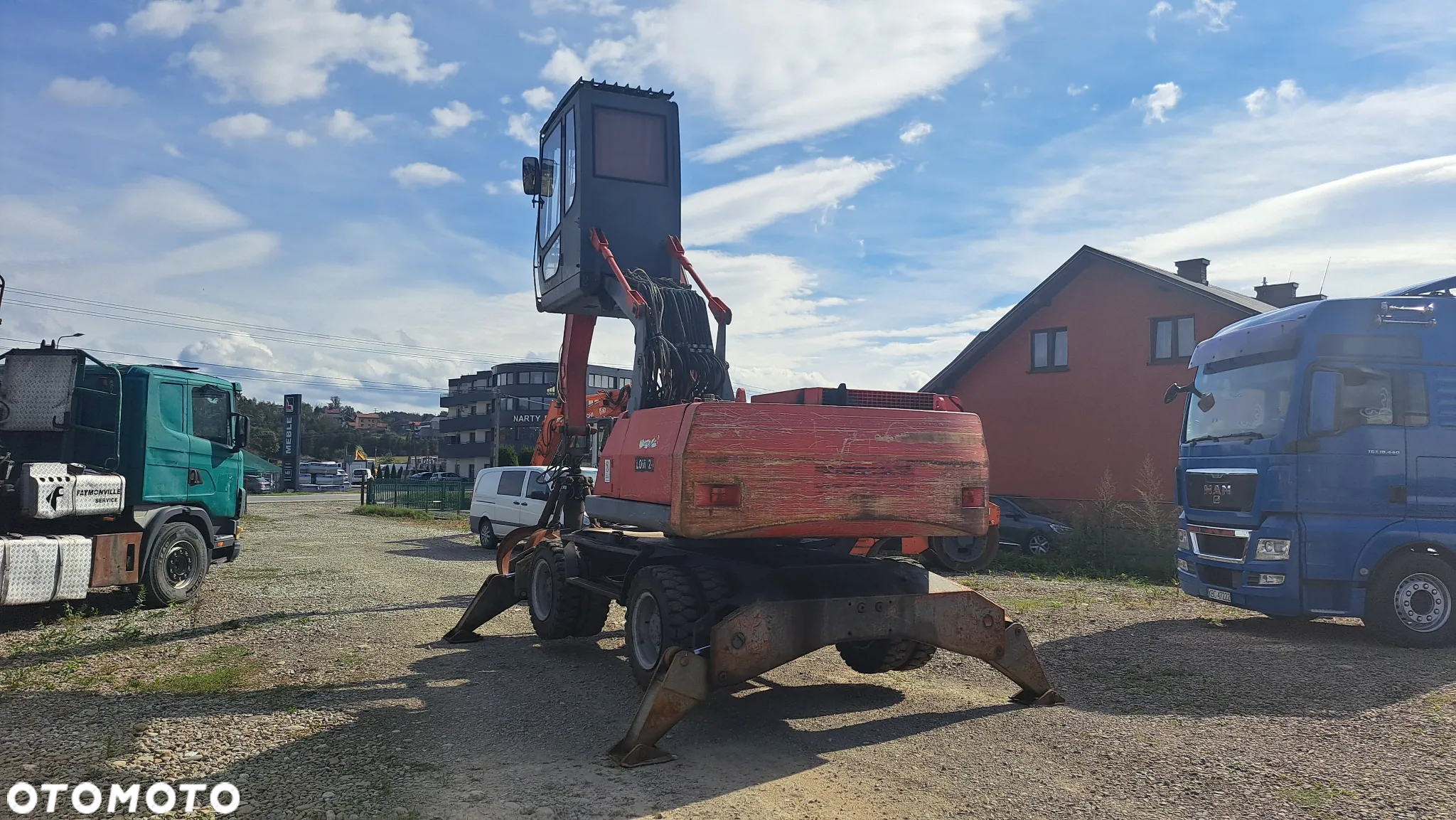 Fuchs 320 LOM - 2