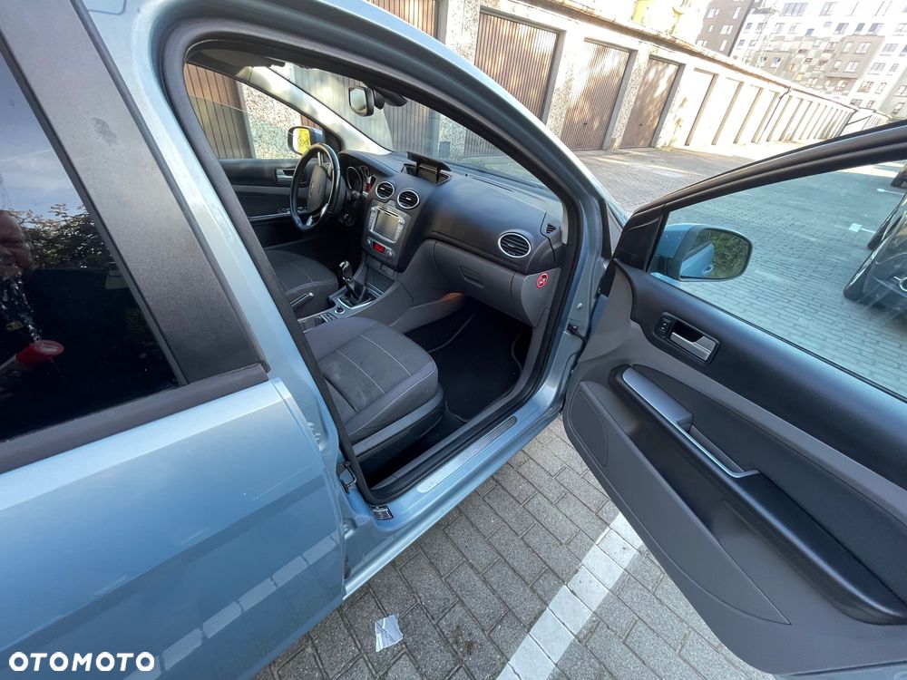 Ford Focus - 12