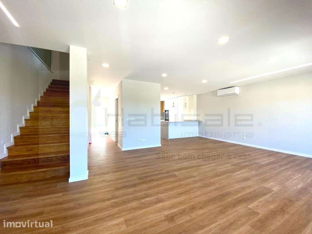 Moradia Geminada T3 garagem 60 m2 - Grande imagem: 5/47