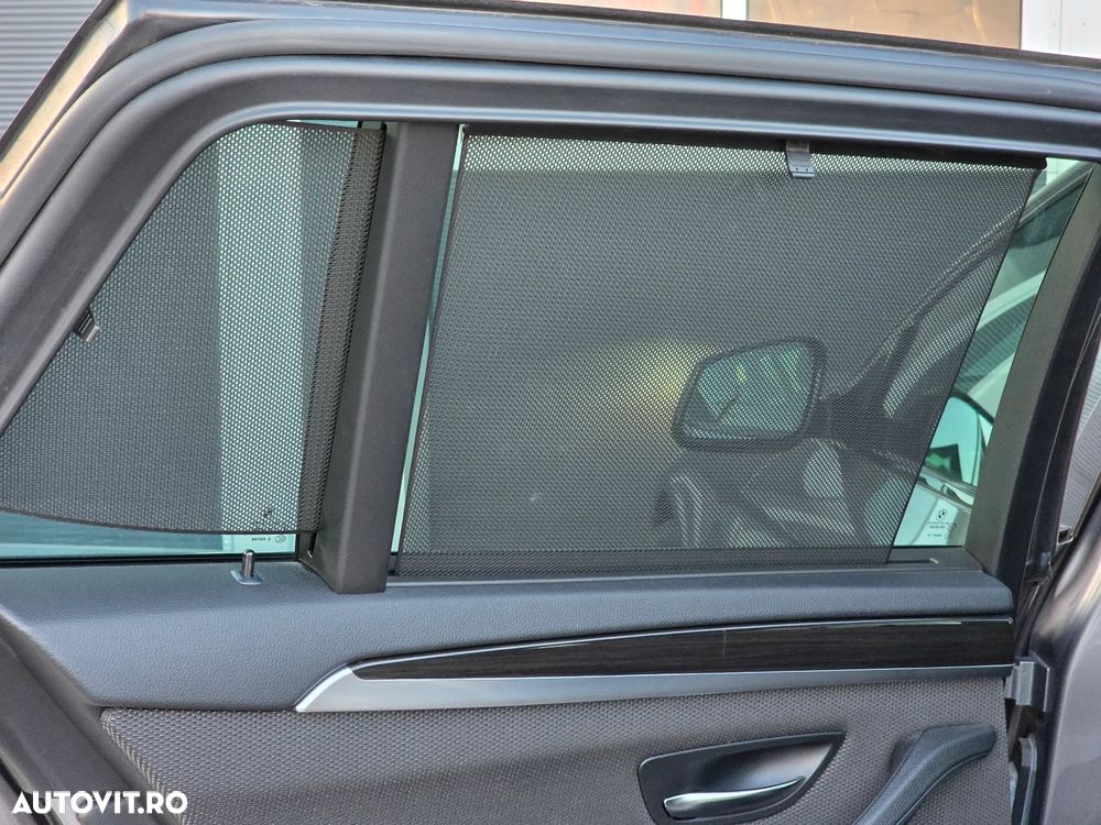 BMW Seria 5 520d Sport-Aut. - 33