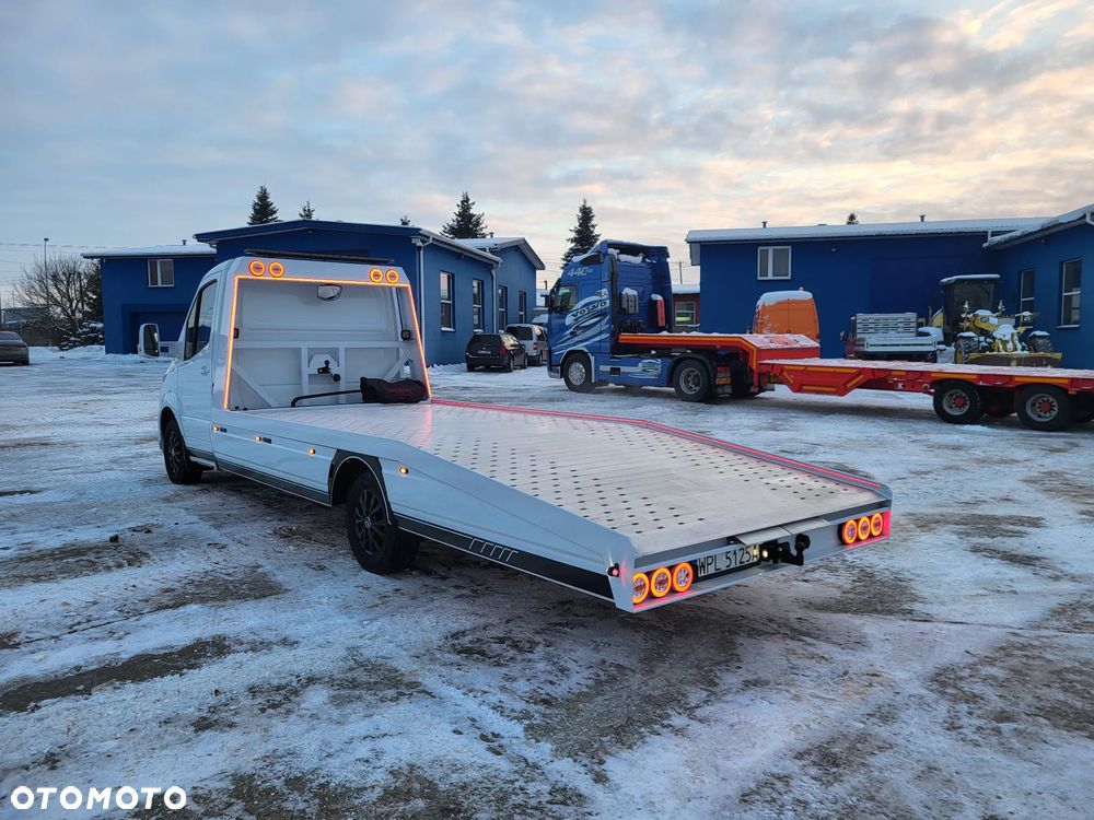 Mercedes-Benz Sprinter 317 Autolaweta najazd alu Hak 3500kg - 39