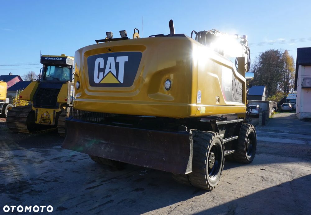 Caterpillar CAT M 320 F - 8
