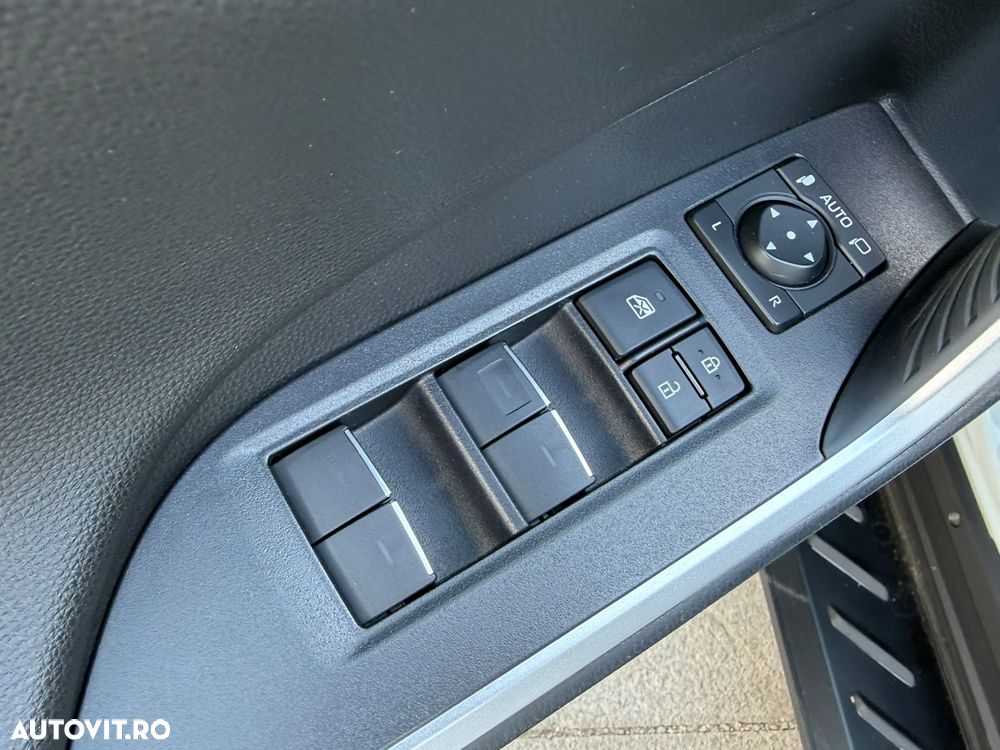 Toyota RAV4 2.5 VVT-iE 4x4 Exclusive - 25