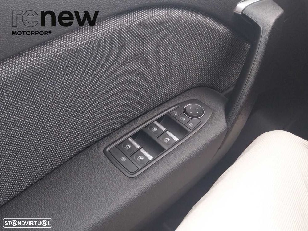 Renault Captur 1.0 TCe Techno - 18