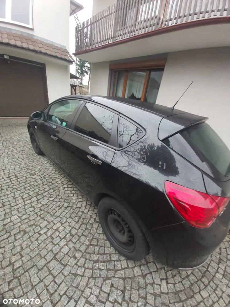 Opel Astra IV 1.7 CDTI Enjoy - 2