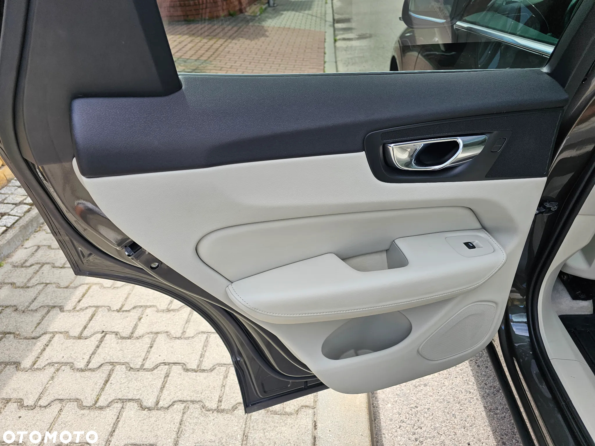 Volvo XC 60 D5 AWD Inscription - 21