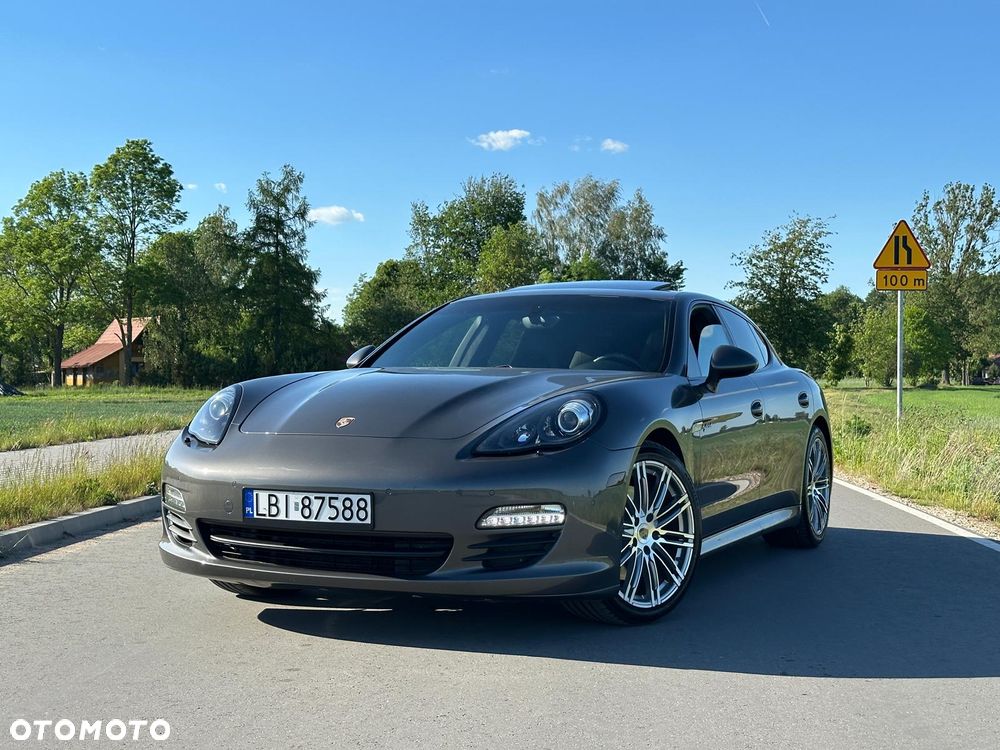 Porsche Panamera - 19