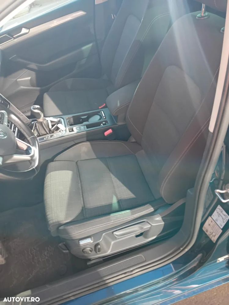 Volkswagen Passat 2.0 TDI Comfortline - 3