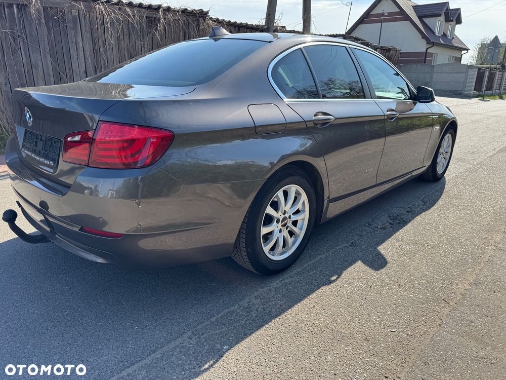 BMW Seria 5 520d Sport-Aut - 10