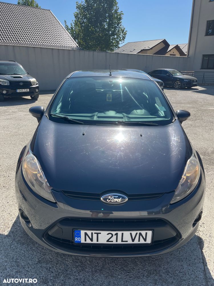 Ford Fiesta 1.25i Ambiente - 6