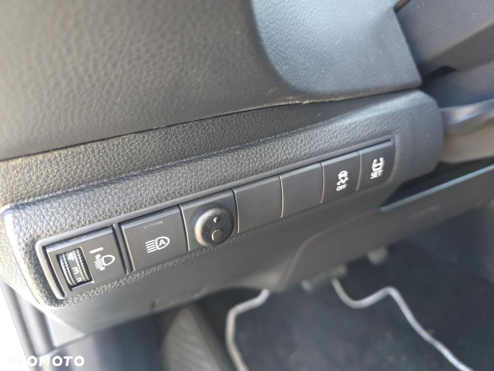 Toyota Corolla 1.8 Hybrid Comfort - 21