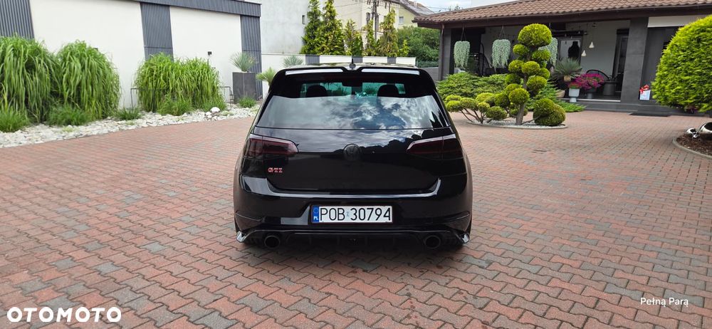 Volkswagen Golf GTI (BlueMotion Technology) DSG - 4