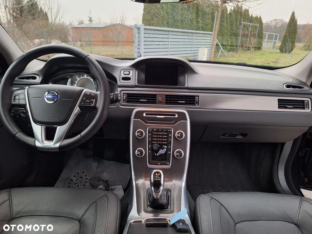 Volvo V70 D3 Momentum - 30
