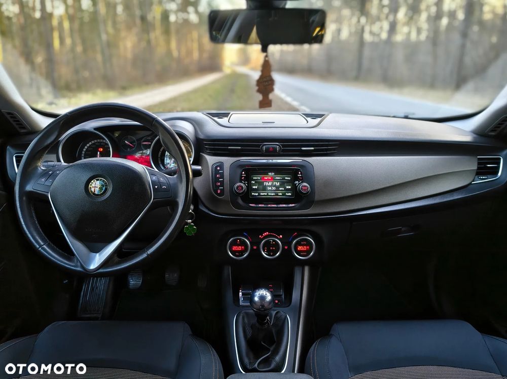 Alfa Romeo Giulietta - 6