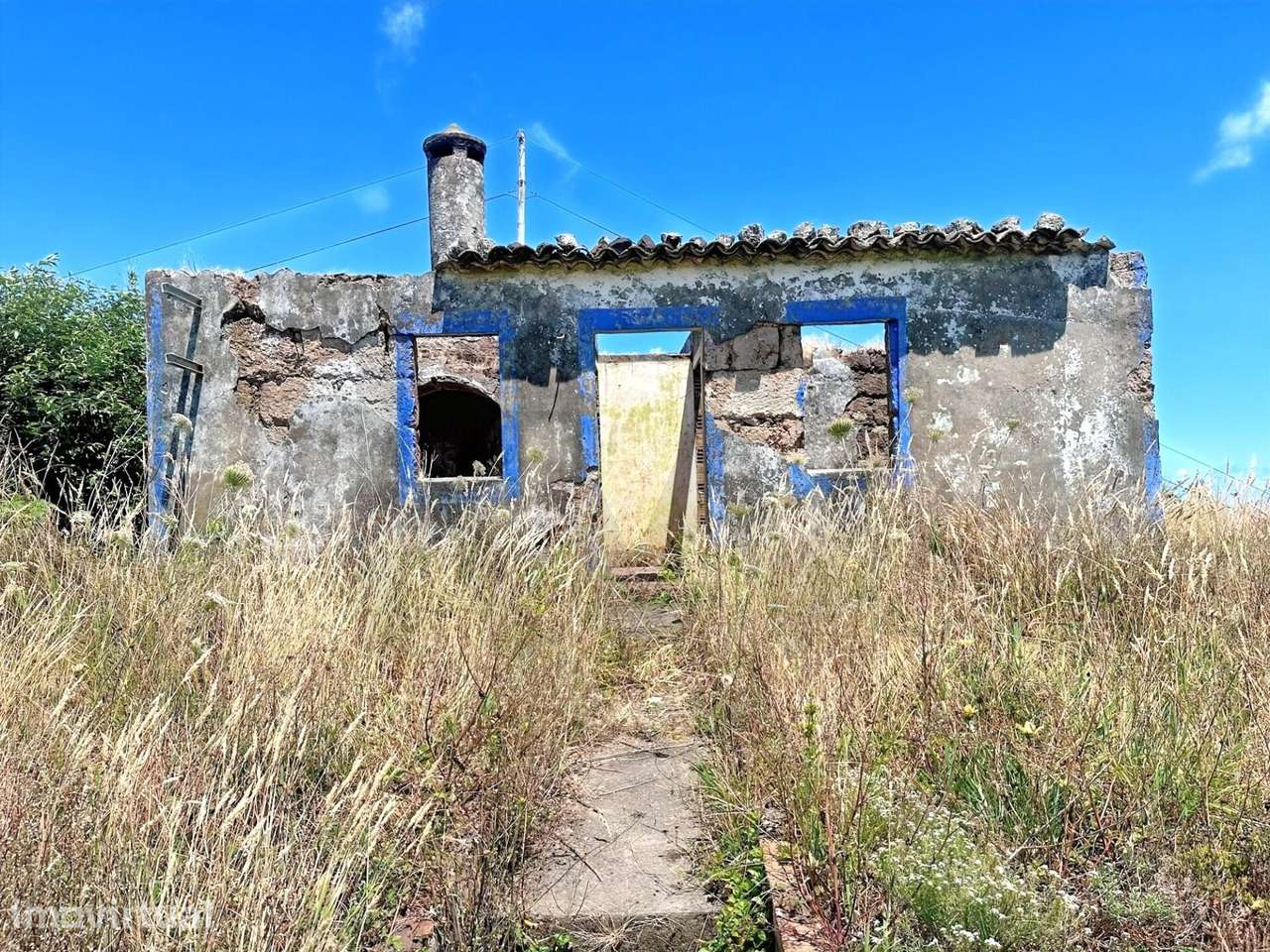 Moradia T1 em Ruína com Projeto Aprovado | Arrebentão – Santa Bárba - Grande imagem: 4/7
