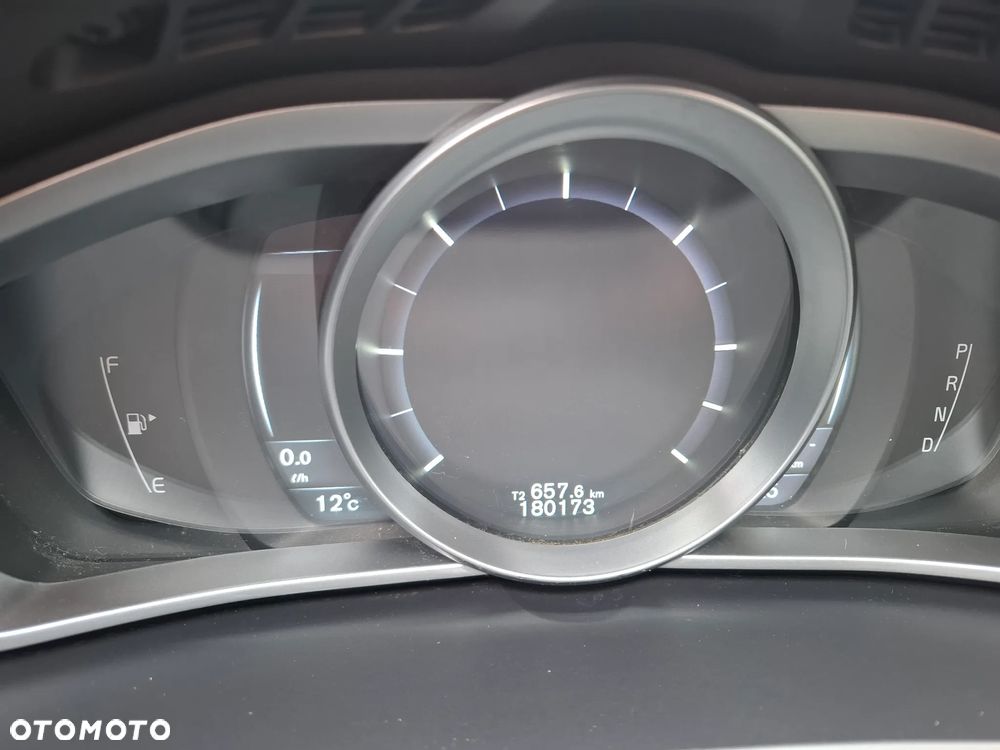 Volvo V40 D4 Geartronic You - 16