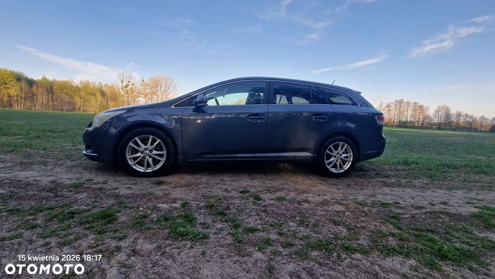 Toyota Avensis 2.2 D-4D Automatik Sol - 28