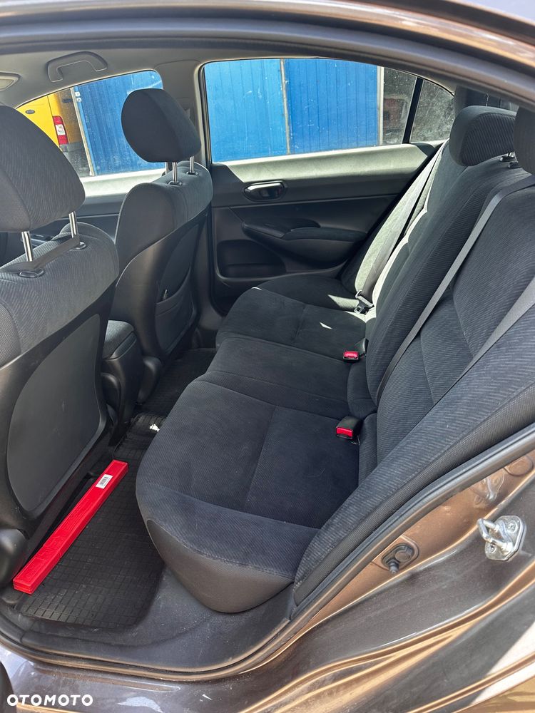 Honda Civic 1.8 Comfort - 12