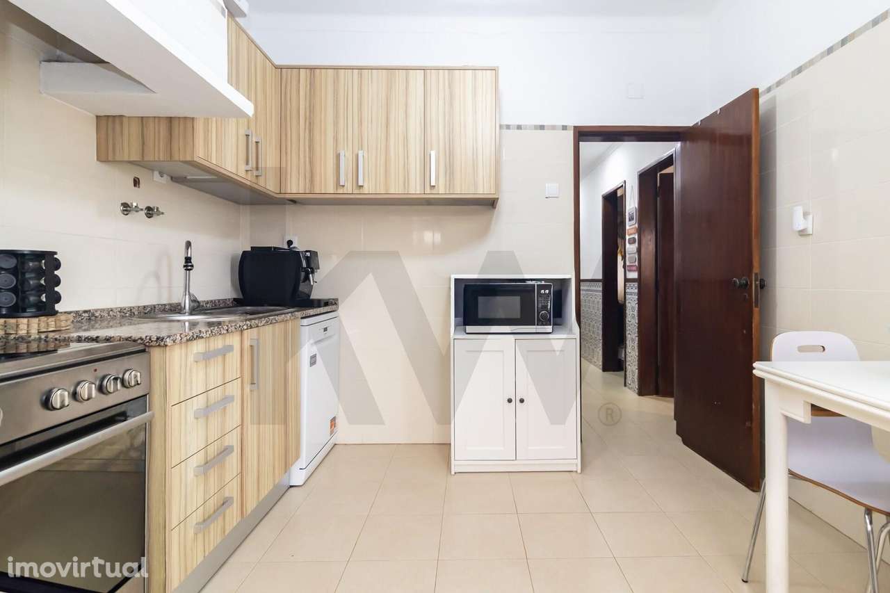 Moradia Térrea T2 em Sarilhos Pequenos com quintal de 35m2 - Grande imagem: 2/31